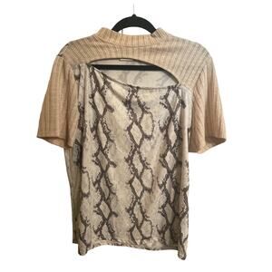 Women’s boutique top size medium